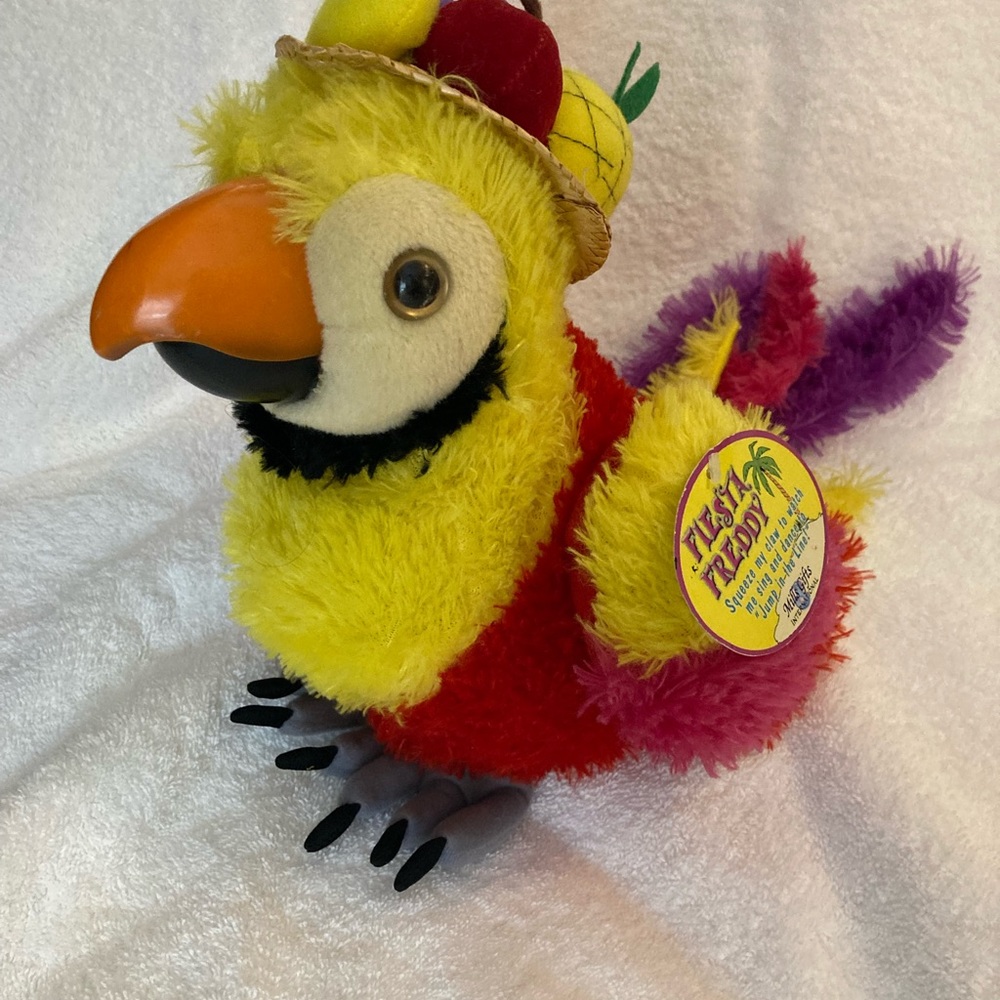 Fiesta Freddy singing dancing parrot